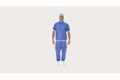 en kliniker som bär BARRIER clean air suit framifrån
